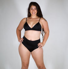 Load image into Gallery viewer, NEW YORK Pin Up Shorts