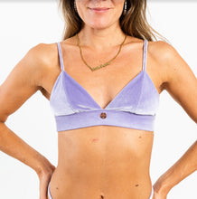 Load image into Gallery viewer, RIO Crop Velvet